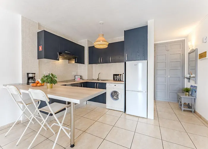 Blue Cristianos By Welcome Tenerife Apartman *