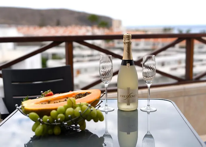 Blue Cristianos By Welcome Tenerife Los Cristianos (Tenerife)