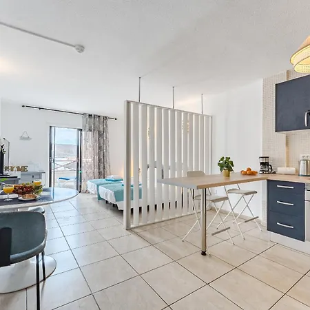 Blue Cristianos By Welcome Tenerife * Los Cristianos (Tenerife)